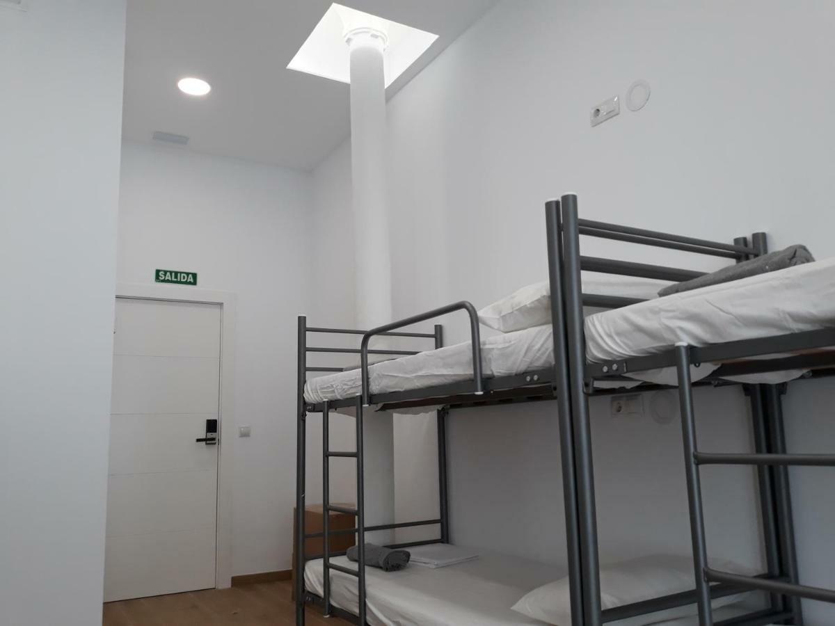 Hub Hostel Sevilla Exteriör bild